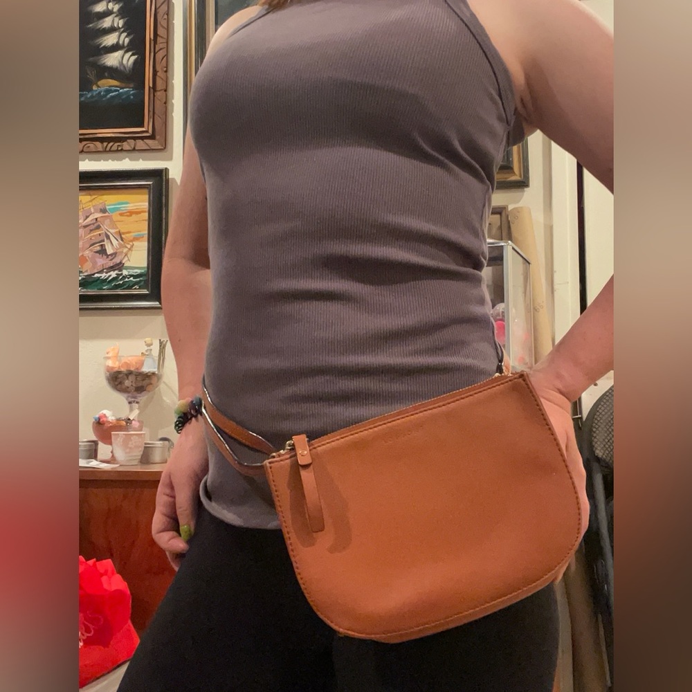 Lo & Sons Tan Waverley Small Convertible